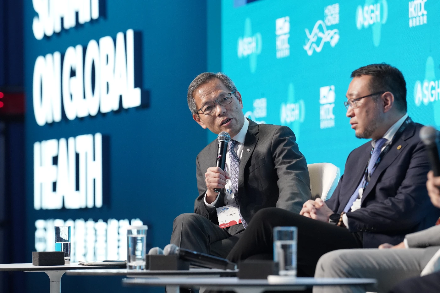 HKUMed experts explore the future of AI-driven healthcare <br>
at Asia Summit on Global Health