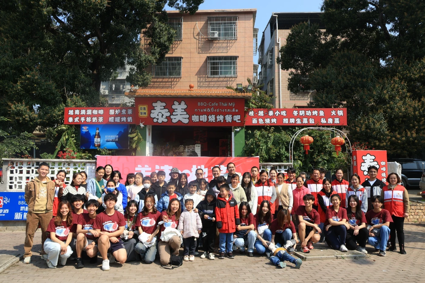 港大學生訪廣西助地貧患者<br>
籌辦虛擬紙藝展 喚醒公眾關注