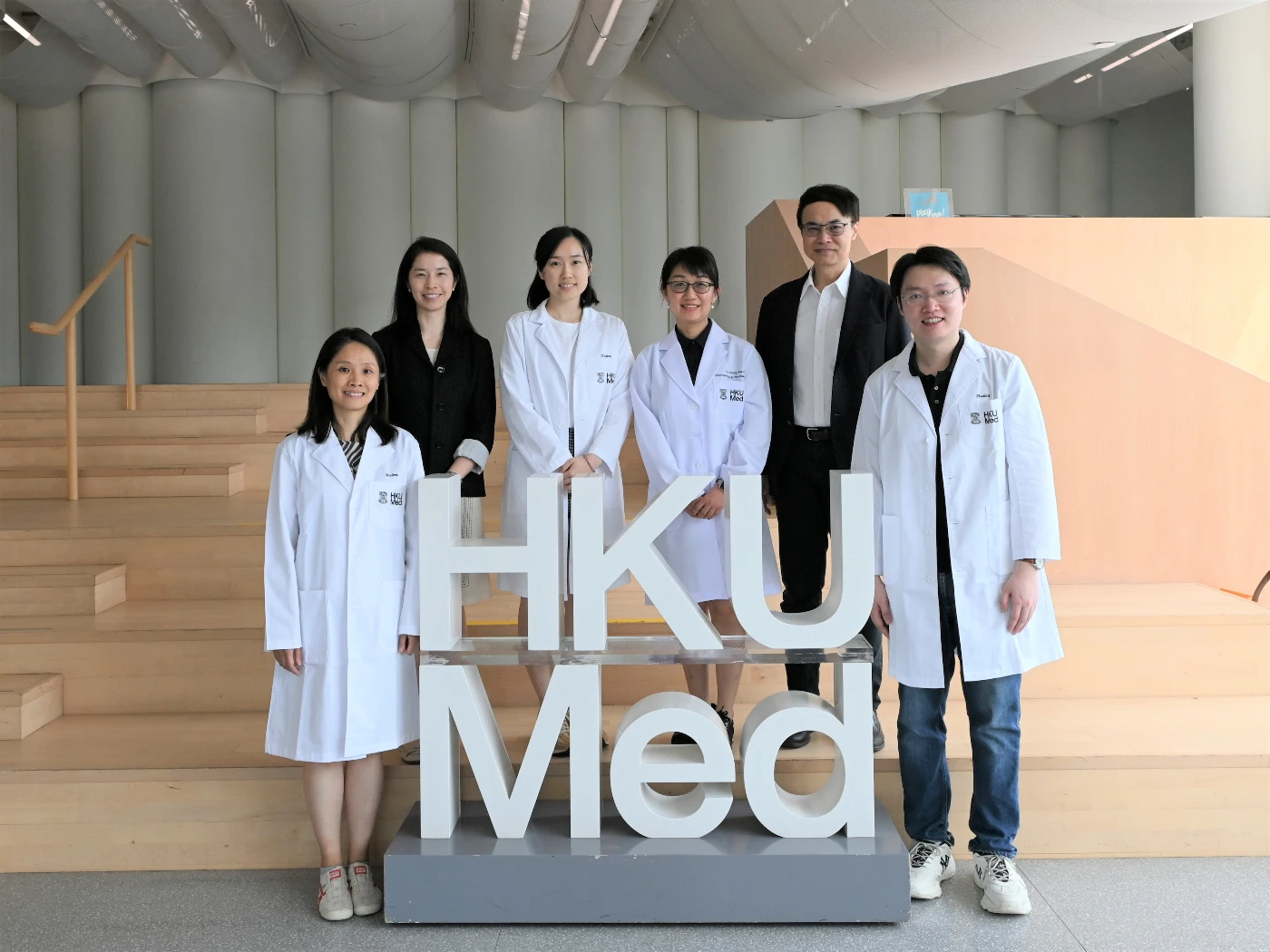 HKUMed forecasts an ongoing depression burden through 2032 <br>
Annual average cost of care expected to be over HK$2.5 billion