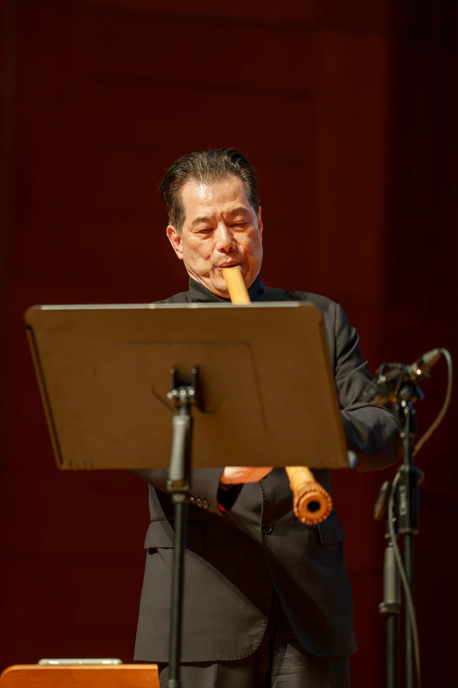 是次音樂會邀請了多位特別嘉賓同台演出，包括港大物業處處長楊光先生。