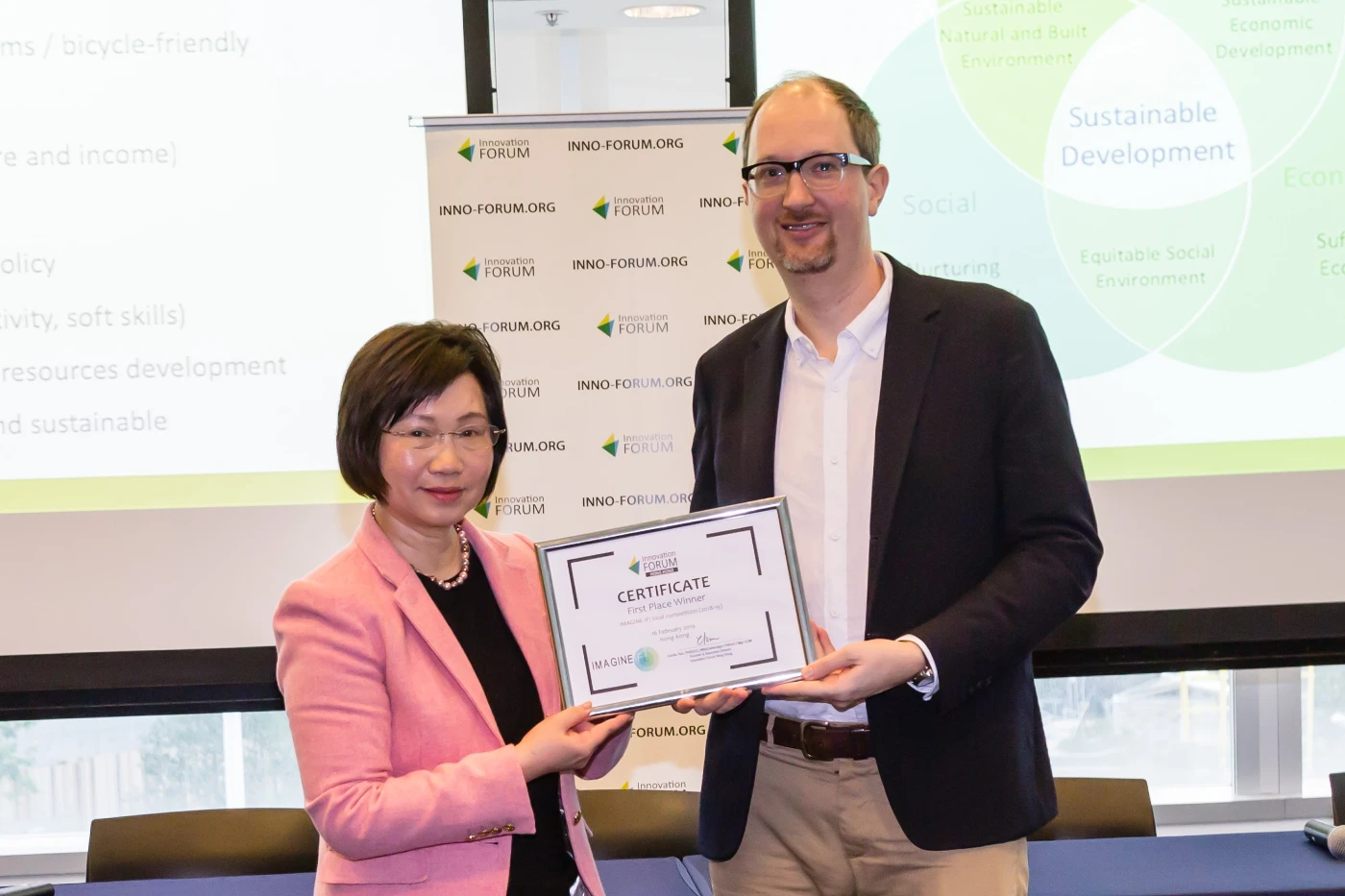 HKU start-up wins championship at the Hong Kong finals of the IMAGINE IF! Competition