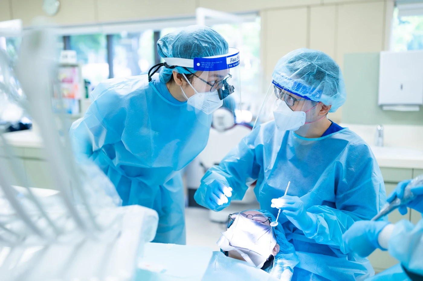 HKU Dentistry No. 2 globally in <br>
QS World University Rankings by Subject 2022