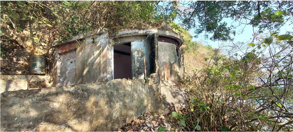 二號防衛電動探射燈位置（照片提供：黎偉聰教授）