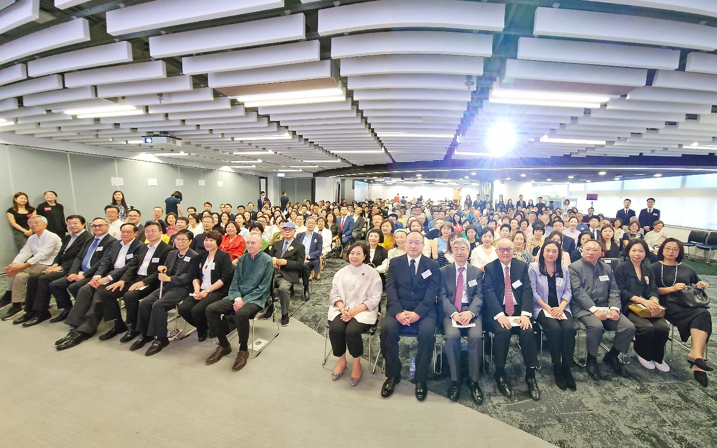 《中華文藝耀香江》 香港大學圖書館少雪齋文化節 2025