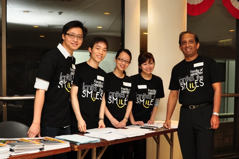 香港大學牙醫學院開放日吸引逾200名市民參觀