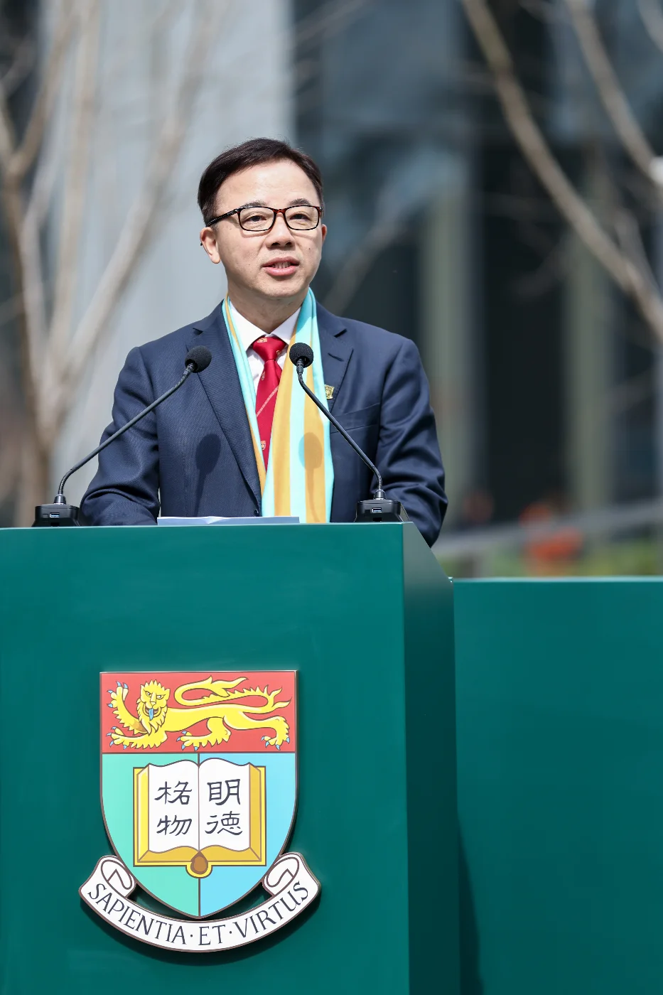 港大校長張翔教授在港大張江基地啟用儀式致辭。