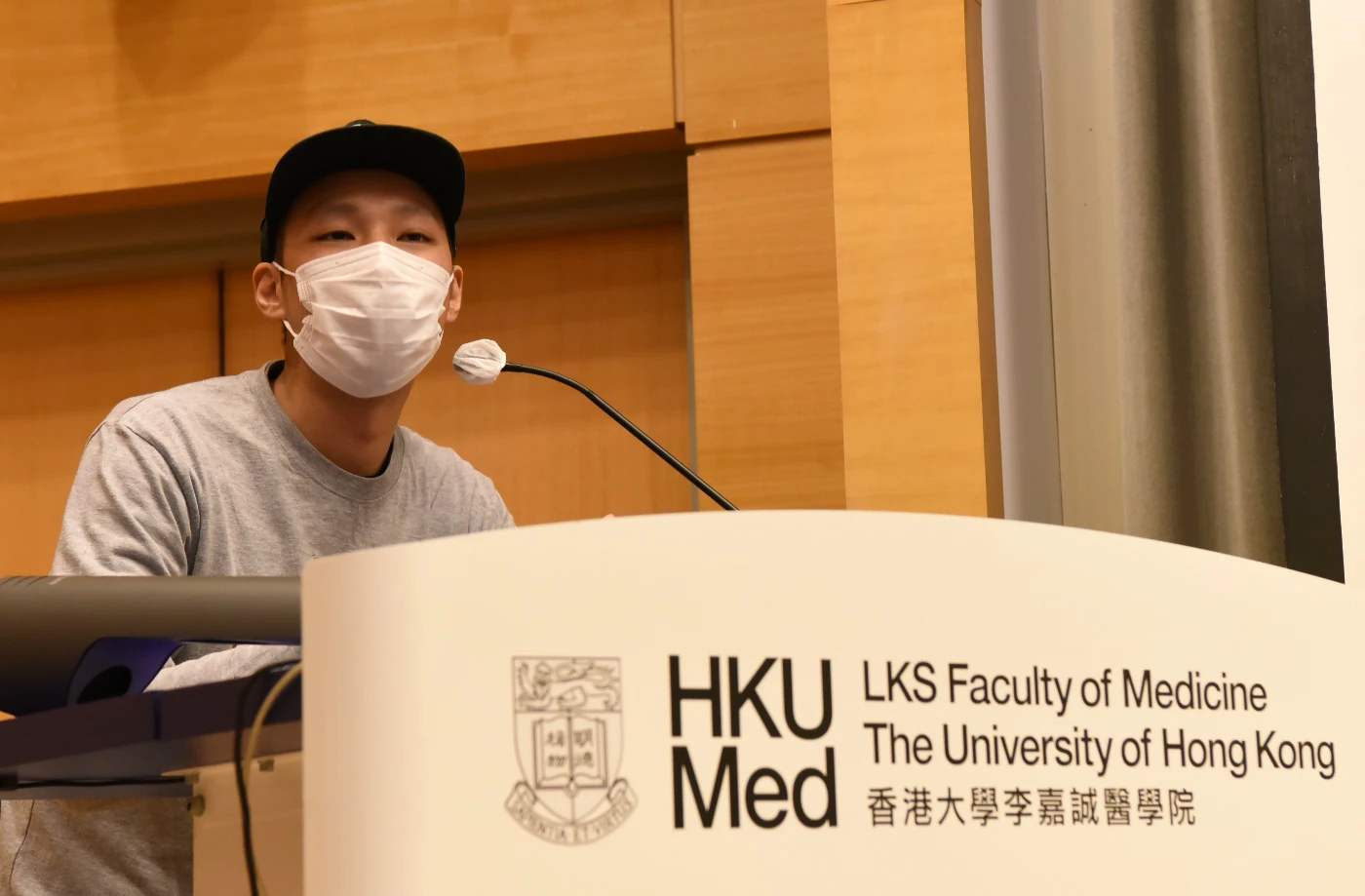 劉先生是本港首位成功接受CAR-T細胞治療的白血病患者。