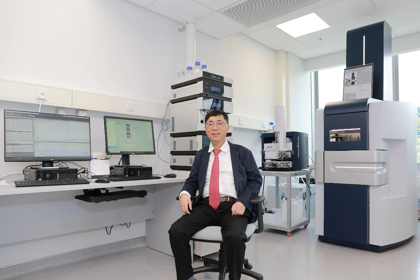 支志明教授
合成化學暨分子生物學實驗室