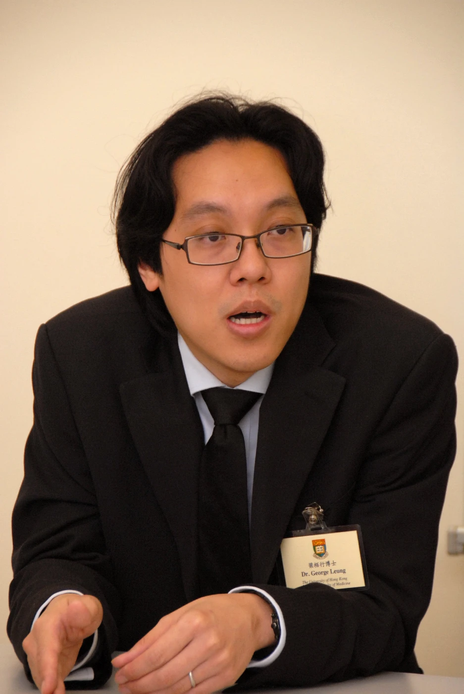 香港大學李嘉誠醫學院藥理及藥劑學系助理教授梁栢行博士