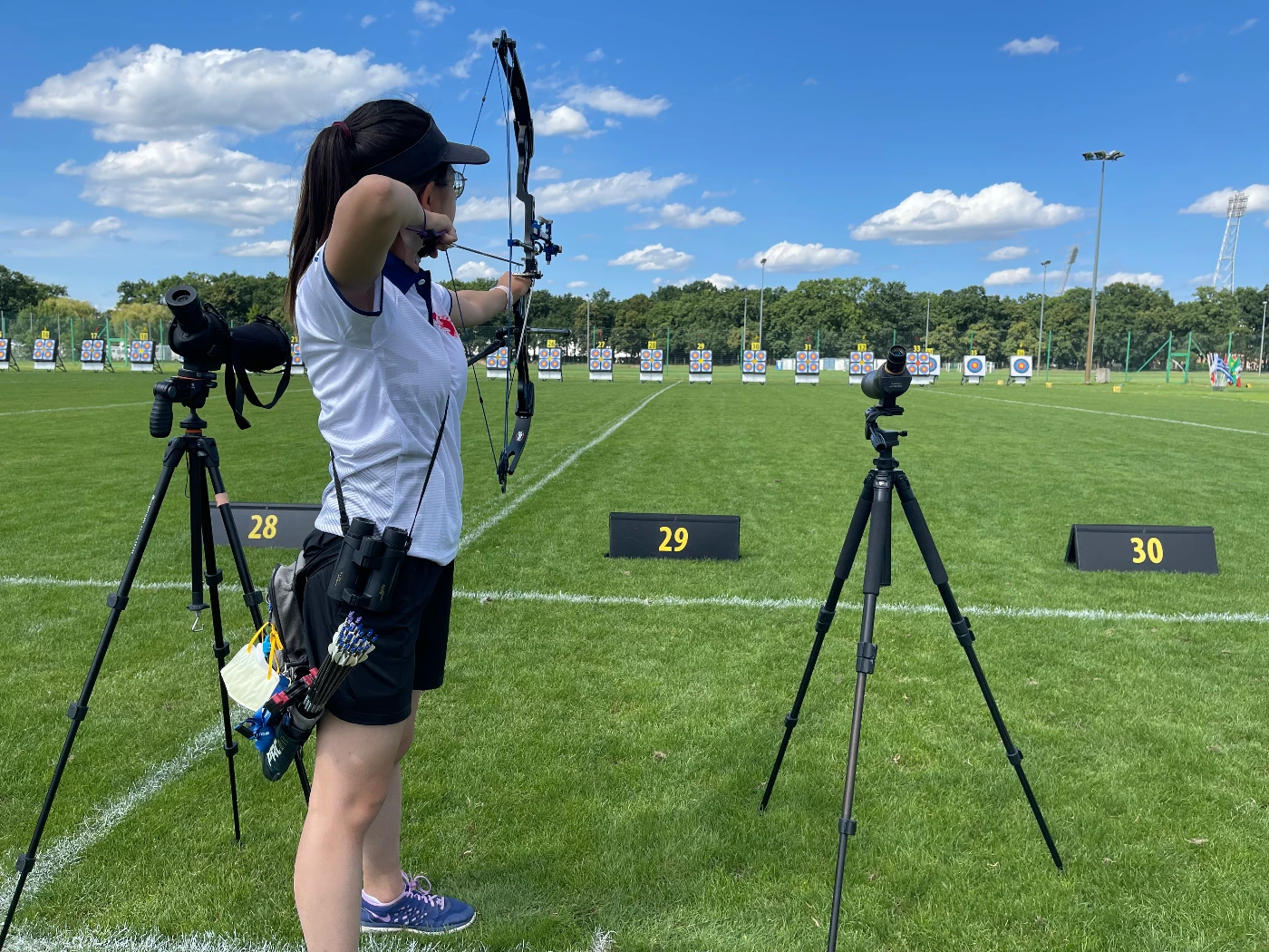 HKU Sports Scholar Yeung Tsz Chai, Natalie <br>
broke three Hong Kong Records in the 2022 Archery World Cup held in France