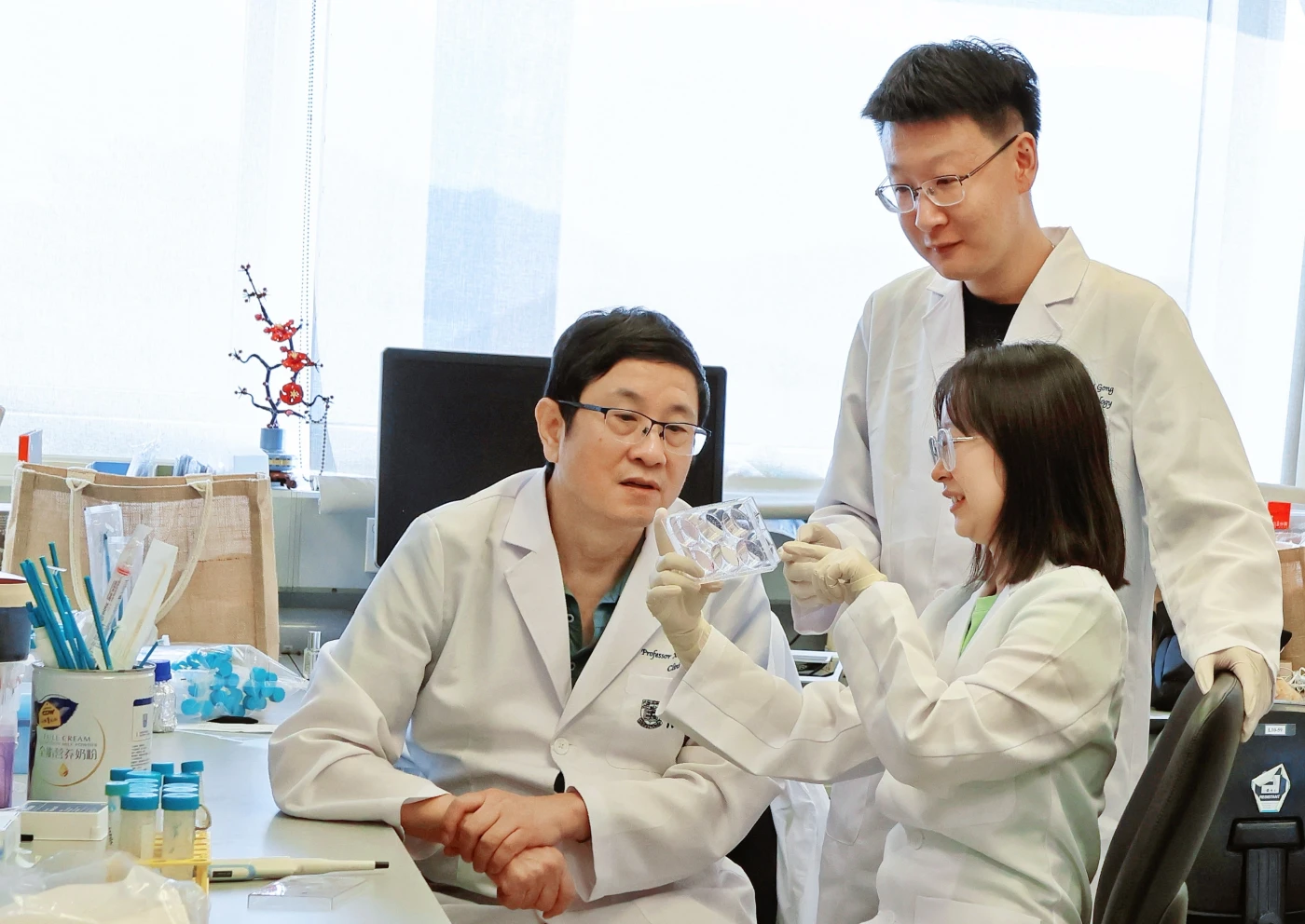 港大醫學院聯合美國國家癌症研究所開發全球「癌症免疫數據引擎」<br>
公開最新癌症臨床資訊助推動研發創新療法