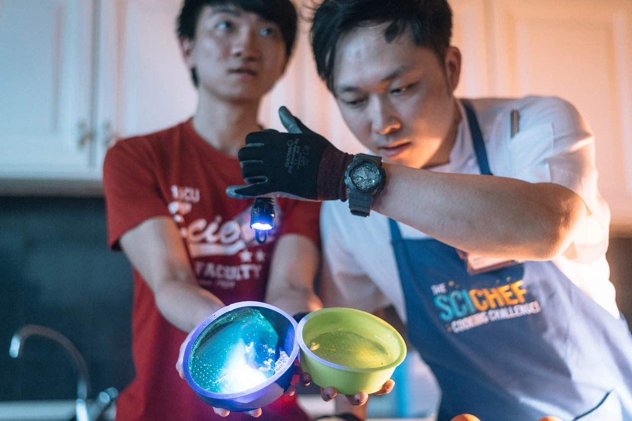 Chef Perry Lau from Shui Yue demonstrates glow-in-the-dark sugar crystal ball