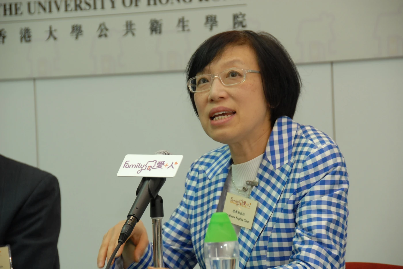 Professor Sophia CHAN Siu-chee, Co-Investigator of FAMILY Project Team, Professor and Director of Research, School of Nursing, The University of Hong Kong, said the participants of the “Happy Family Kitchen” Project show improvements in their communication within family