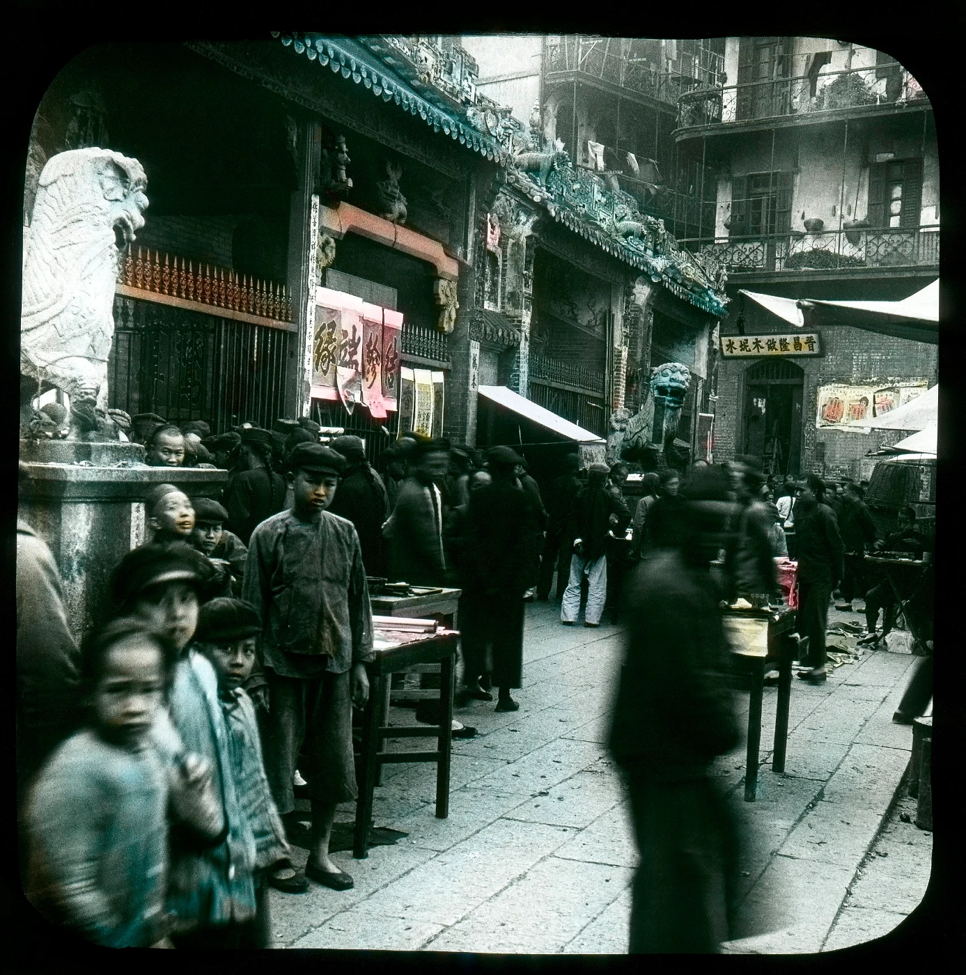 Pictures of the Past: Hungarian Photographer Dezső Bozóky in Hong Kong<br>
-- captured Hong Kong’s past through a foreign lens